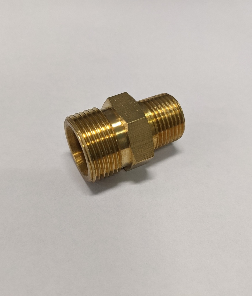 Brass 22mm Adapter x 3/8" Plug